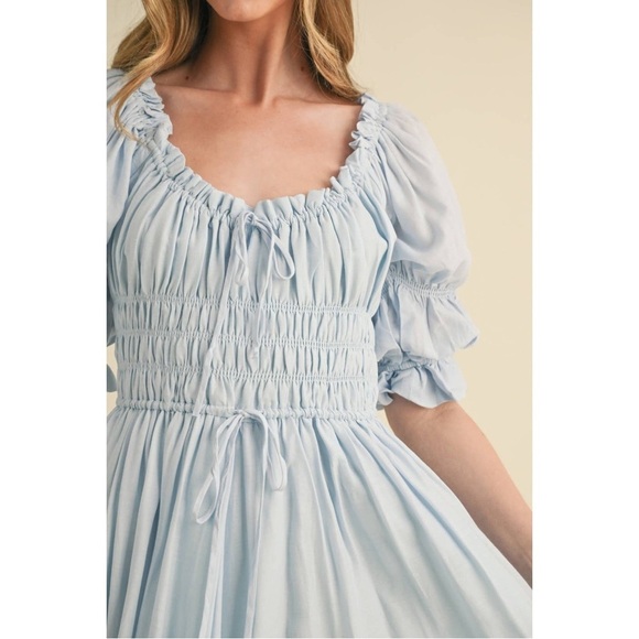 Absolutely stunning midi dress in Blush by Camellia. Size large. - Picture 2 of 4